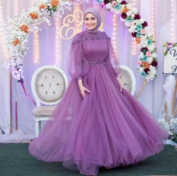 Abiti da ballo musulmani con perline color lavanda lilla Collo alto Appliqued maniche lunghe Hijab alla caviglia Abiti da sera mediorientali