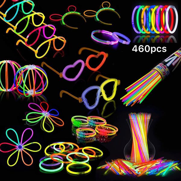 Decorações de Natal 460 PCs Glow Sticks 8 polegadas coloridas bares luminosos Bracelets Colares de neon para concertos de casamento Festive Party Supplies 221201