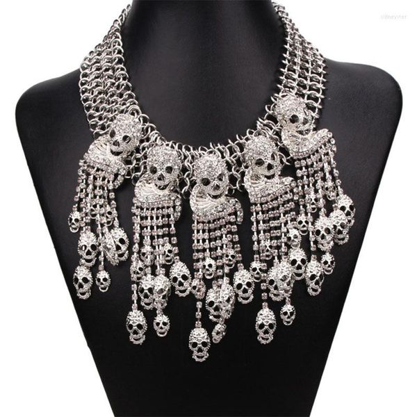 Halsband Halloween Schädel mehrere Schichten kurze Kette Retro Quaste Anhänger Halskette weibliche Mode-Accessoires Großhandel Schmuck