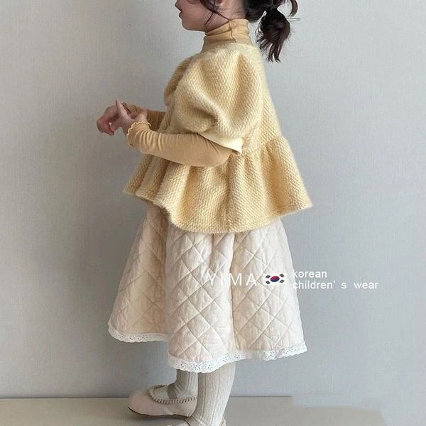 Roupas Conjuntos de roupas infantil garotas de estilo coreano de outono causam casaco de camisa de moda doce três peças roupas 221130