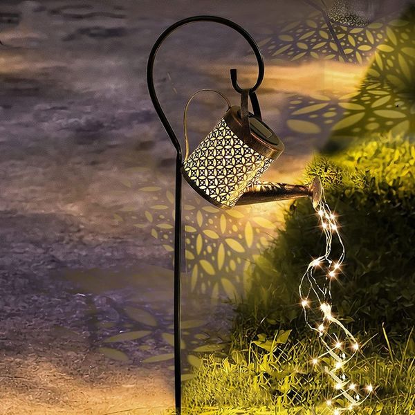 Decorações de jardim A rega movida a energia solar pode balançar a fada à prova d'água da lanterna de luz LED LED para iluminação ao ar livre Decorações de Natal 221202