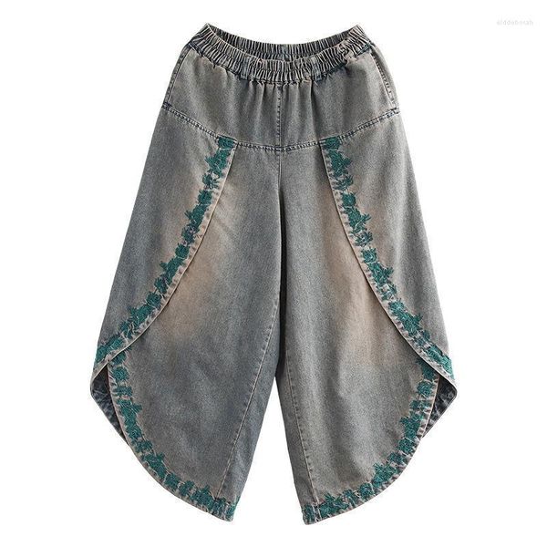 Pantaloni da donna Harajuku Jeans da donna Pantaloni etnici con ricamo retrò a fiori Pantaloni larghi a nove punti primavera Mujer Denim Gamba larga femminile