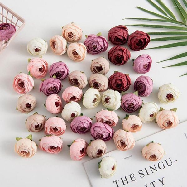 Flores decorativas 50/100pcs Artificial Silk Tea Roses Bud DIY Box Candy Box Christmas Home Decorações de jardim Supplies de férias de casamento