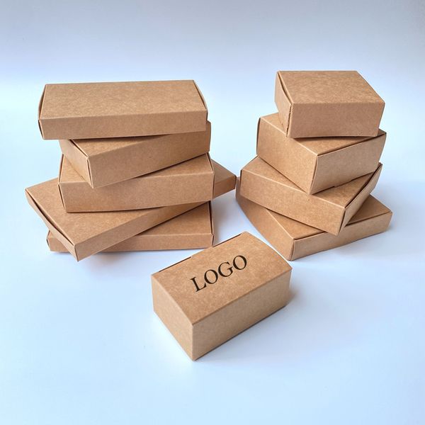 Enrole de presente Brown Kraft Paper Box 50pcs Cajas de Carton Soop Packaging Wedding Favors Candy CustomZied 221202
