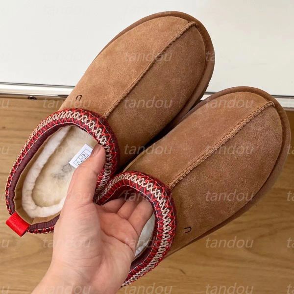 2023 Nuovo designer australiano Stivali da neve Scivolo in pelliccia Classico Super Mini Tazz Piattaforma in pelle scamosciata Pantofole da donna Castagna Pelle di pecora Tosatura Stivaletti invernali 35-40