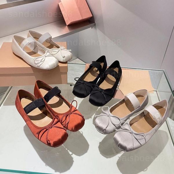 Saten Bale Düz Tasarımcı Elbise Ayakkabı Balerin Bow Mary Jane Flats Siyah Kahverengi Kırmızı Beyaz Moka Moda M Konfor Dans Ayakkabı Kadınlar İçin