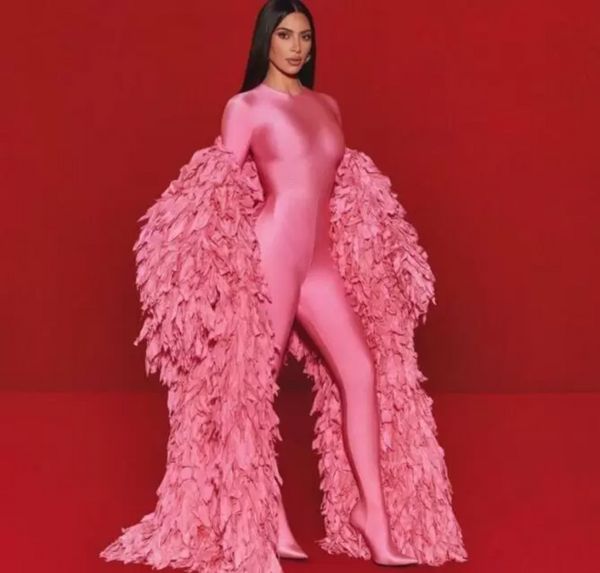 Vestido de noite Mulheres roupas balqeesfathi nawalelzoghbi 2 pieaues macacão rosa com capa de manga longa bainha yousef aljasmi myriam tares kim kardashian wly935