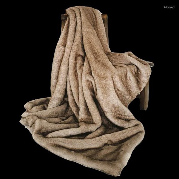 Coperte Coperta di lusso in pelliccia sintetica Decorazione domestica europea Soffice copriletto a pelo lungo per divano Lenzuolo caldo Copriletto accogliente