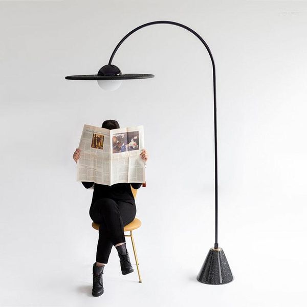 Lampadaires Lampe Industrielle Nordique Design Moderne Candélabre En Fer Forgé