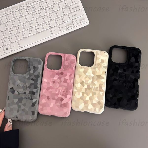 Fashion Furry Shell Phonecase Designer Phone Cases Luxury Check Pattern C Case Pink Black Letters Cover Para IPhone 14 Pro Max Plus 13 12 11