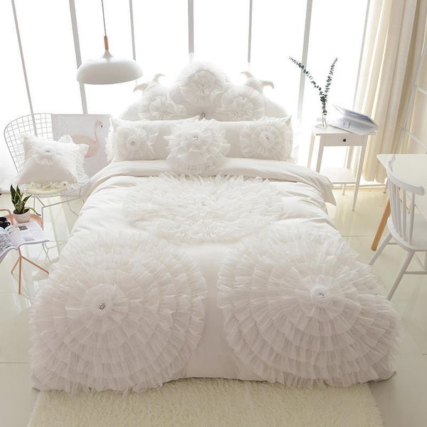 Set di biancheria da letto coreano pizzo fiore principessa matrimonio bianco copripiumino copriletto gonna letto federe cotone tessili per la casa set lusso 221205