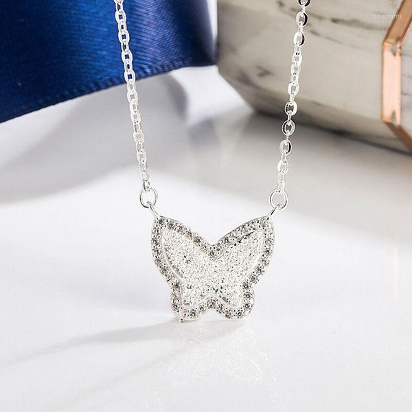 Correntes estilos legais S925 Sterling Silver Miniatura Butterfly Colar Butterfly Colar Light Dancing Women's Women's Anniversary Gift