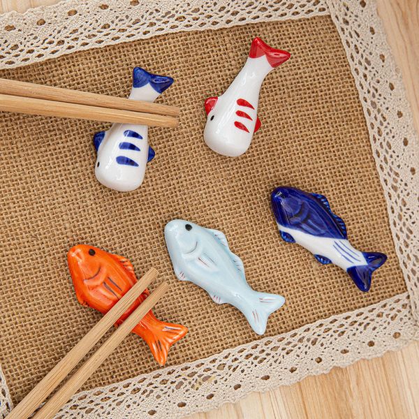 Seramik balık çubukları dinlenme depolama masası çubukları tutucu çocuksu masa dekoru