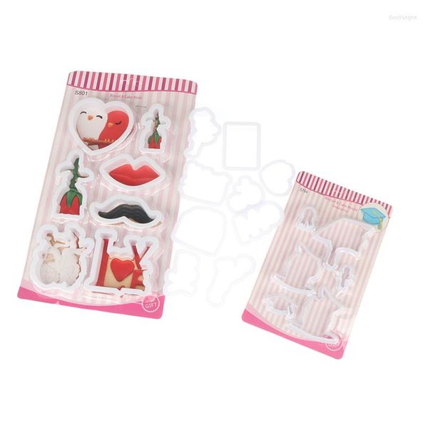 Pişirme Aletleri 1set Sevimli Sandviç Kesiciler Mini Çerez Kesici Çocuklar İçin Set Plastik Bento Alet Kalıpları Ekmek Bisküvi Kabartma