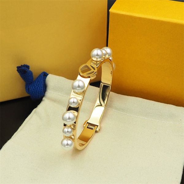 Pulseira de moda feminina pulseira de alta qualidade designer de marca de luxo pulseiras casuais letras cl￡ssicas de j￳ias de p￩rolas de ouro rosa de ouro dourado