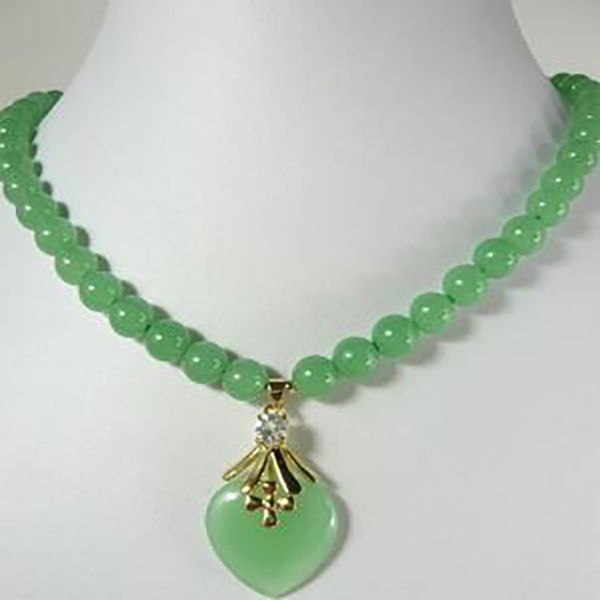 bella collana del pendente della giada del cuore placcata argento fine dei monili del branello della giada verde chiaro di 7-8mm