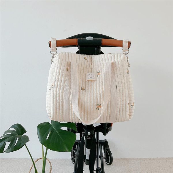 Wickeltaschen im Korea-Stil, geborene Babypflege, Mama-Schulter-Stickerei, gesteppt, Kinderwagen-Aufbewahrungsorganisator, große Handtaschen 221208