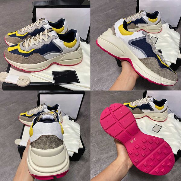 2022 Sapatos de plataforma designer masculino Rhyton t￪nis Rhyton Top Sneakers Pink Beige Reffortive Fabric Lace-up Treinadores com caixa EU35-45 NO51