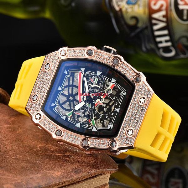 2023 Pırlanta 3 pinler Otomatik Tarih İzle Limited Edition Erkekler Saatler En İyi Marka Lüks Tam Ölçekli Kuvars Saat Silikon Kayışı