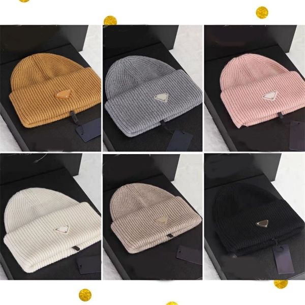 Cappelli da camionista con cofano retrò da uomo berretto aderente cappello di lusso da festa casual lavorato a maglia di lana all'aperto invernale elastico termico ragazzo ragazze spesso popolare classico Beenie designer beanie