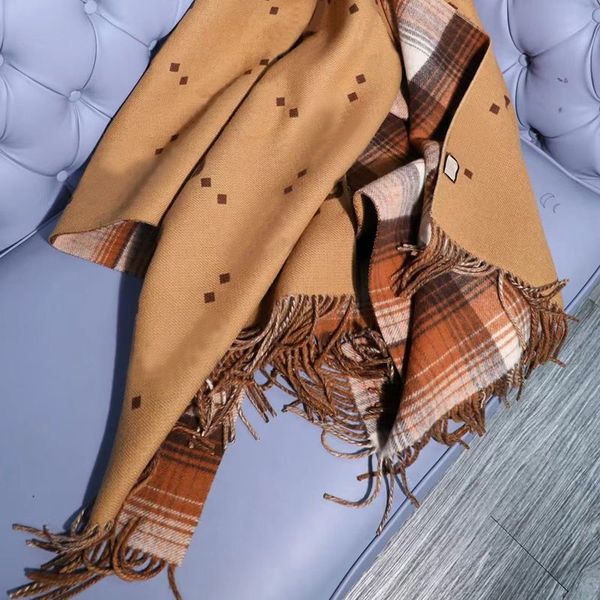 Schals Frauen Tartan Wolle Cape G Muster Schal Italien Marke Long Neck Winter Quasten Schals Dame