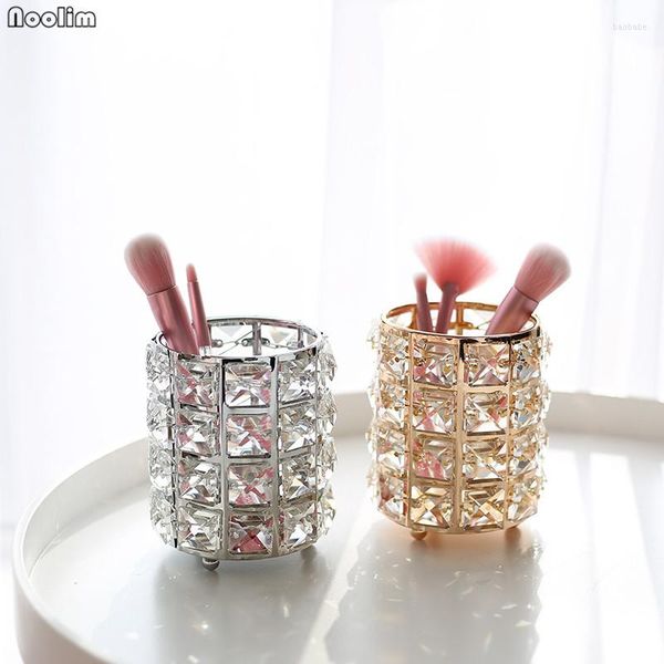 Titulares de vela Romântico cilindro nórdico Crystal Desktop Makeup Brush Contêiner Stand de metal para decoração de casamento em casa