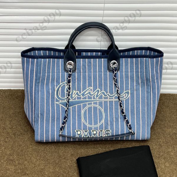 French Stripe Denim Holiday Totes Bags Mulheres Carteiras de Compras Quiltadas Cadeia de Hardware de Metal de Metal de Prata ombro de Bolsas de Grande Capacidade Designer Praia Crossbody Bag Bag