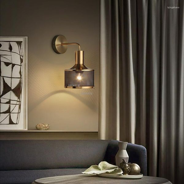 Настенные лампы современные светодиодные роскошные цинлет освещают северный дизайнер -дизайнерский декор спальня Железная сеть кухонные светильники