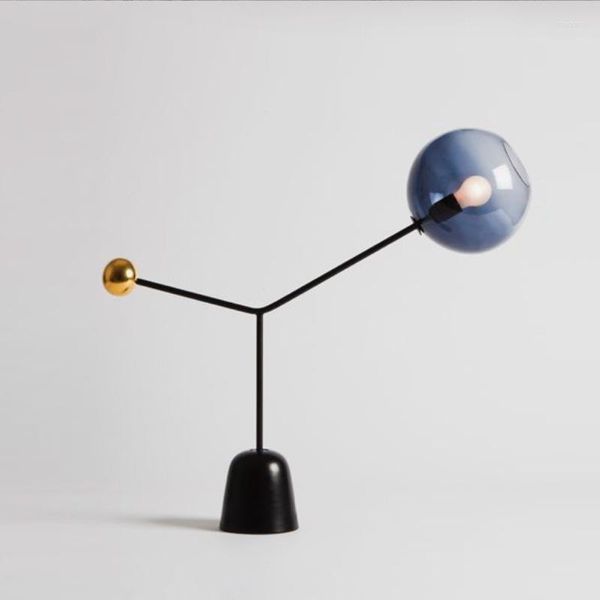 Tischlampen LukLoy Einfache, moderne, kreative Glas-LED-Lampe für Wohnzimmer, Grasschirm, Metall, schwarzer Sockel, Lichter, Schlafzimmer, Nachttisch