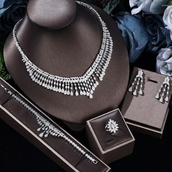 Halskette Ohrringe Set 2022 Mode Top 4 Stück Deluxe Wassertropfen Schmuck für Damen Hochzeit Party Indien Dubai Braut