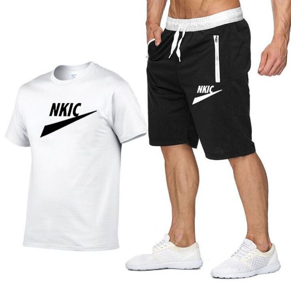 Nouveaux survêtements pour hommes T-shirt décontracté Shorts Costume 2 pièces Shorts de plage élastiques Couleur unie Imprimer Sweat hommes Sport Marque LOGO Imprimer