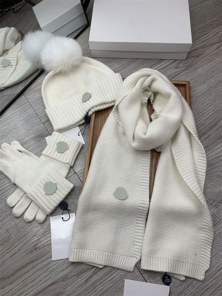 Luxus Designer Damen Schal Handschuhe Caps Anzug Haarige Mütze Designer Schals C Buchstabe Warme Wintermode Marke Strickmütze