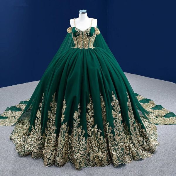 Hunter Green Princess Quinceanera Vestidos com Cabo 2023 Detalhes de ouro P￩rolos Apliques Aplique-up Corset Prom Sweet 15 vestidos