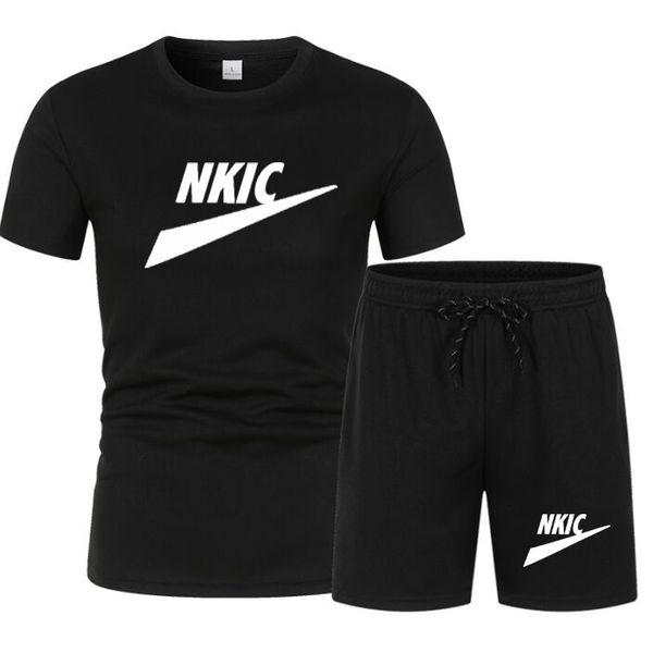 Fatos esportivos agasalhos masculinos de verão Conjunto de futebol de secagem rápida Terno de treinamento de futebol de manga curta Kit de roupas esportivas com bolsos respiráveis