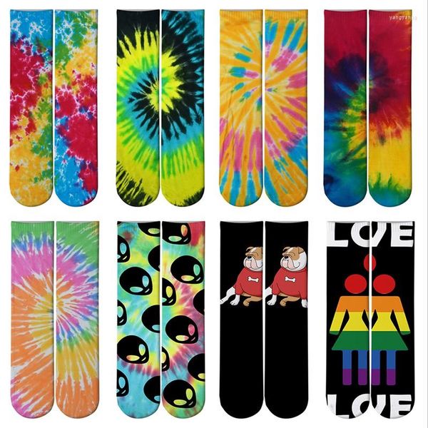 Frauen Socken farbenfrohe Bindefärbungs-Skateboard-Röhrchen Lange Mod Männer und gerade Paare Sporttewollstrümpfe spenden