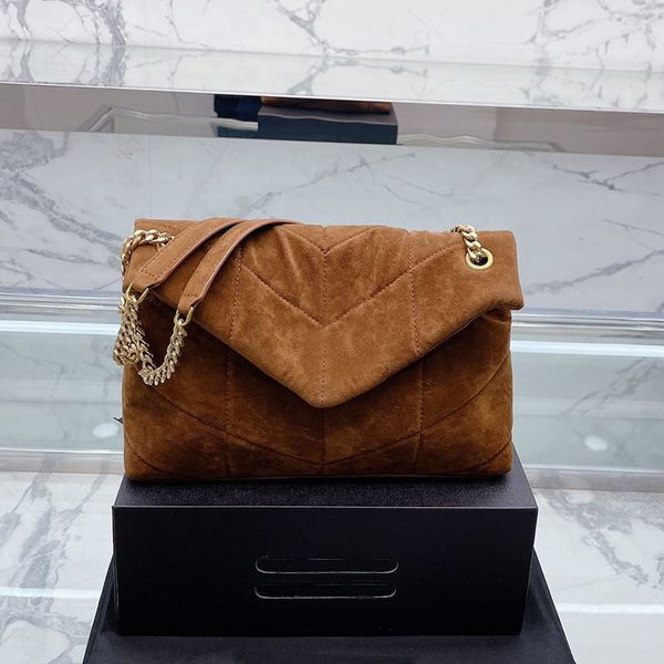 2024 Womens nubuck ovulmuş pufper yumuşak bulut kapitone çantalar altın zincir kayış crossbody omuz büyük kapasiteli haberci çantası lüks tasarımcı çanta 27x17cm