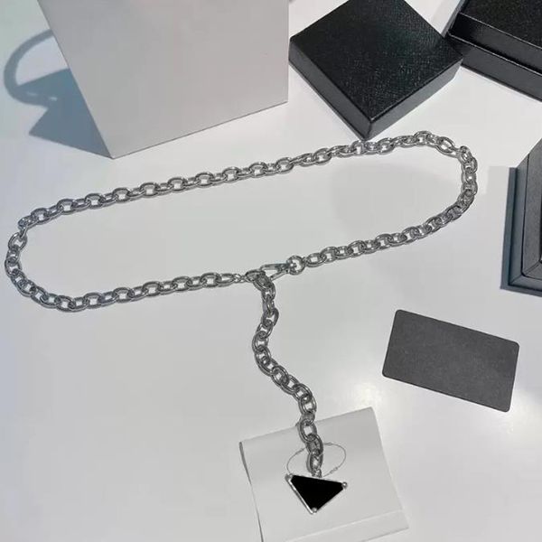 Damen Designer Taillenkettengürtel Luxusmarke Laides Kleid Accessoires Bund Damengürtel Klassisches Dreieck Silber Mode Halskette Schön