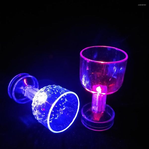 Кубки блюдцы творческий свет светодиодные 50 мл мигающих цветов смены воды активированная пивная виски чашка чашка для барного клуба