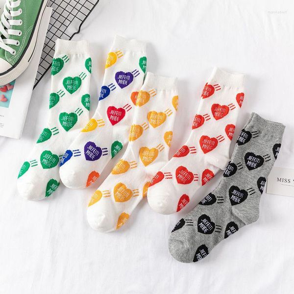 Frauen Socken Japanisch Koreanische Stil Novely Buchstaben Liebe Design Glücklich Lustig Streetwear Fashion Mädchen Baumwolle Verkauf