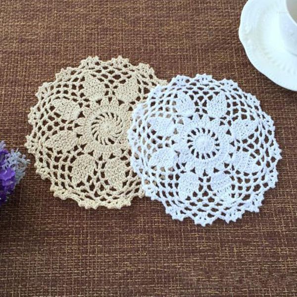 Masa paspasları 10pcs/lot yuvarlak doily pamuk el yapımı tığ işi fincan paspas 3 renk 16cmx16cm yer