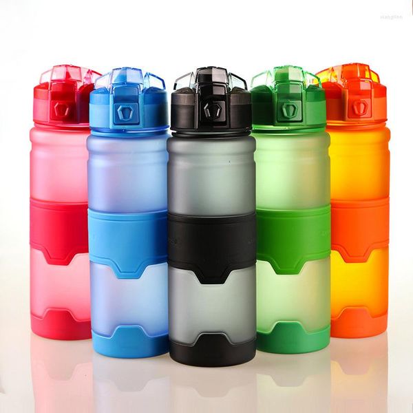 Bottiglie d'acqua 5 colori 380ml / 500ml Borraccia sportiva smerigliata Plastica ecologica Spazio Anticaduta per bambini