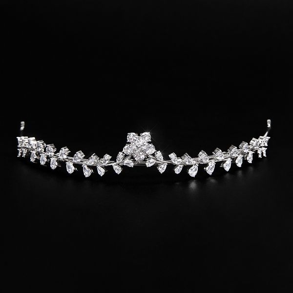 Eleganti piccoli diademi e corone di fiori da sposa in cristallo per le donne Copricapo da principessa Accessori per capelli da sposa Regalo di gioielli