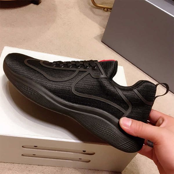 2022 Кроссочные кроссовки для велосипедов Мужские кроссовки дизайнерские кроссовки кроссовки кроссовки резиновая отделка красная линия сетчатая шнурка на открытом воздухе.