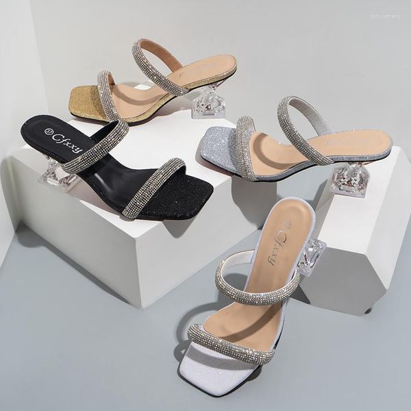 Sapatos de vestido 2022 Rhinestone High Sandálias femininas de caldo de dedo do pé da moda de moda de moda