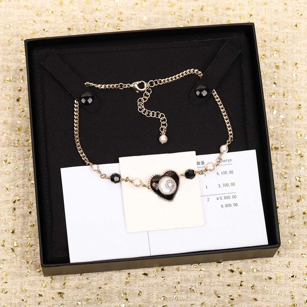 2023 Luxus-Halskette mit herzförmigem Anhänger in Herzform mit Diamanten und schwarzen Perlen in 18-Karat-Vergoldung mit Boxstempel PS7463A