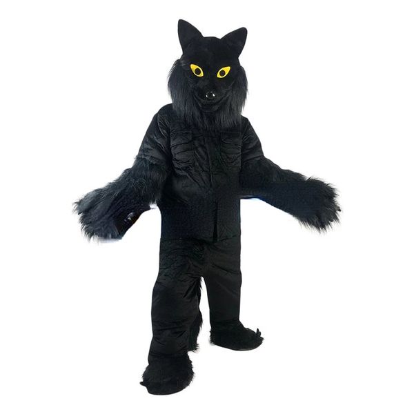 Mascote de lobo preto de cabelos compridos com traje de traje de traje de traje de traje de traje de traje de traje de traje de traje de traje de traje de traje a animal