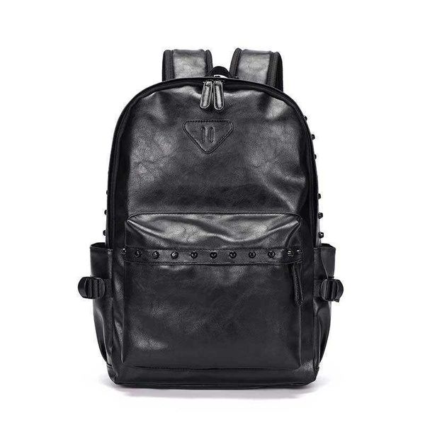 British Fashion Men Zaini PU Leather Street Trend Rivetti Zaini Borse per laptop da uomo Studenti ad alta capacità Book Back Bag Uomo 230411