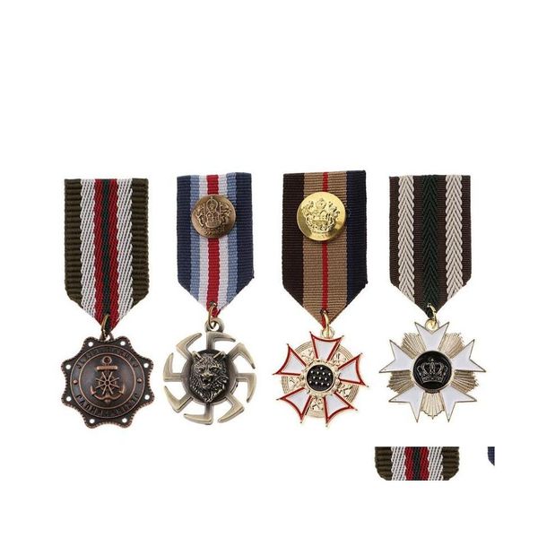 Pins Broschen Pins 4 Stück Retro Militäruniform Medaille Brosche Brustnadeln Metall Abzeichen Pin Vintage Star Charms Anhänger für Männer Drop De Dhxj3