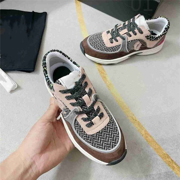 Design de luxo Sapatos de boliche Channel 2023 Men e mulheres da moda Letter Letter Logo Casual Outdoor Sports Running Shoes 04-09