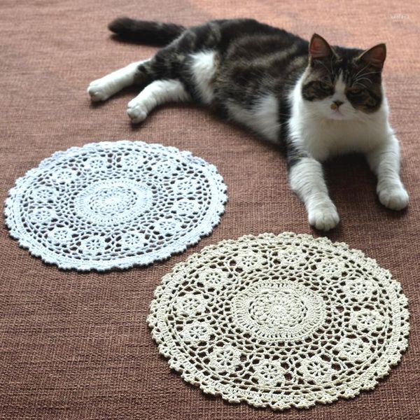 Tapetes de mesa 35cm Round European Fashion Cotton Crochet Lace Gentrine para decoração em casa com flores como acessórios de cozinha